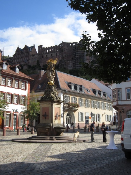 Square and Castle.JPG